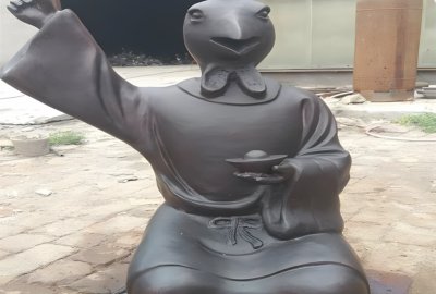 酉雞銅雕，獸首人身十二生肖銅雕塑