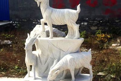 三陽(yáng)開(kāi)泰漢白玉石雕擺件